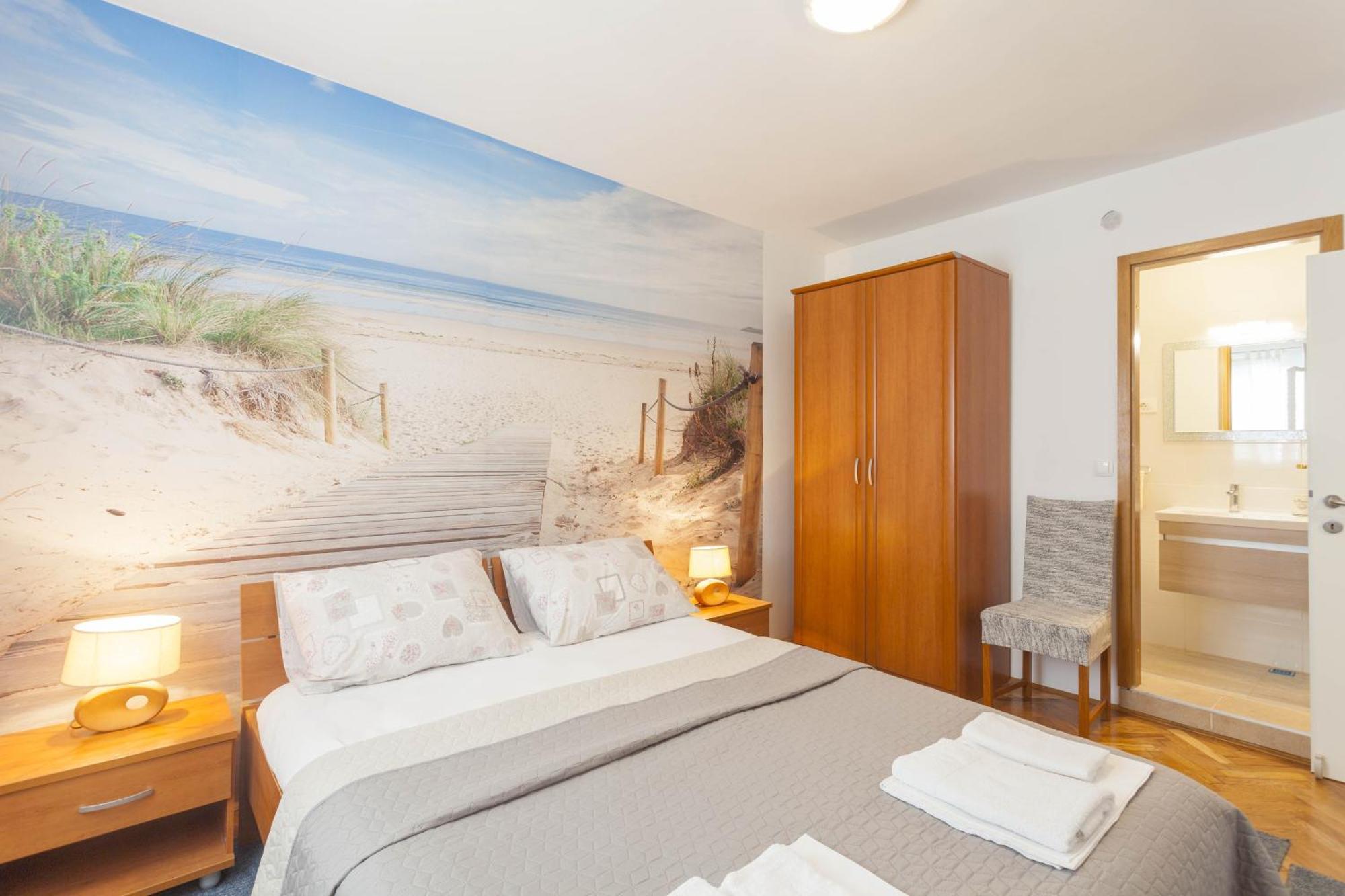 Apartments Maras Makarska Eksteriør bilde